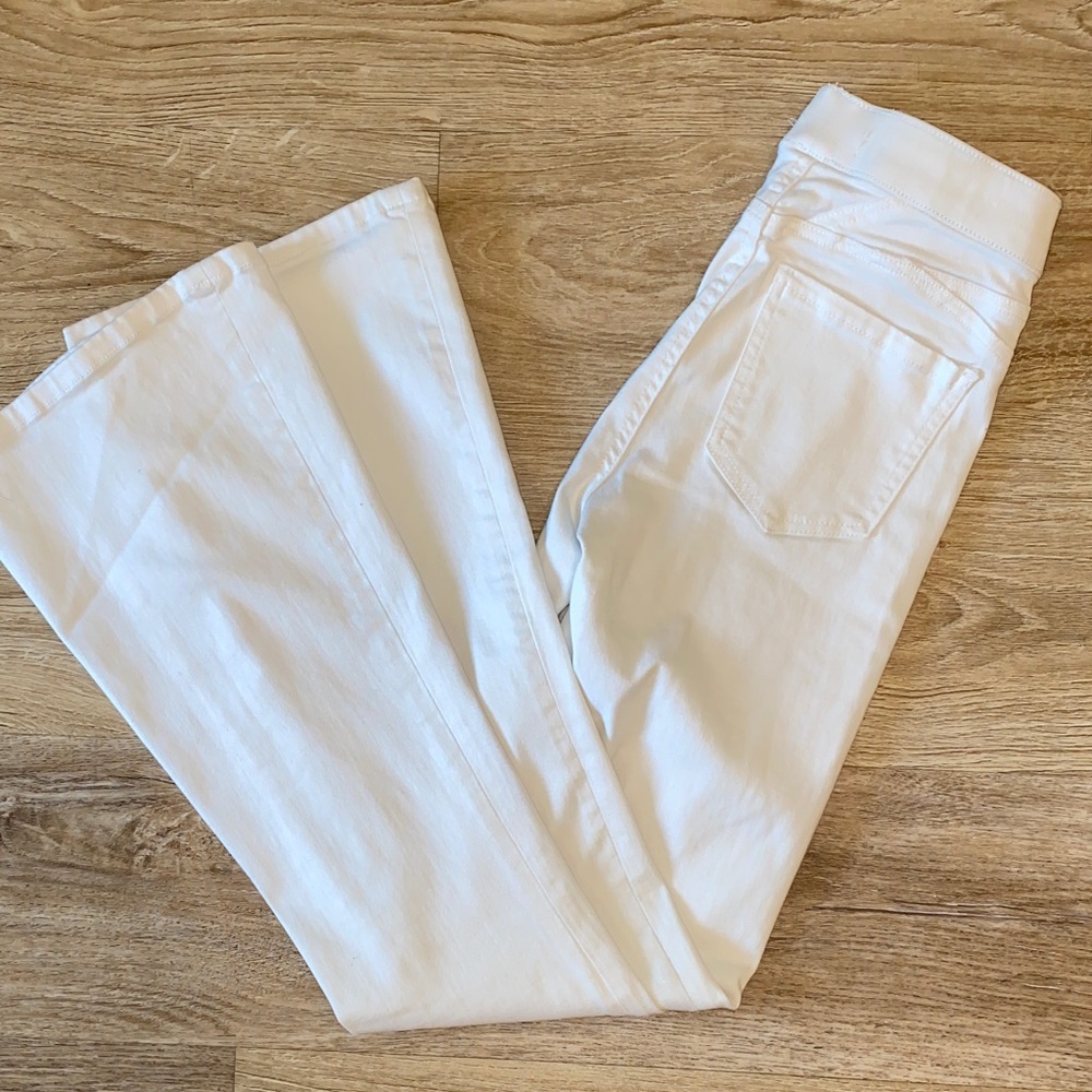 Altar’d state size XS high waisted flare white stretchy jegging
